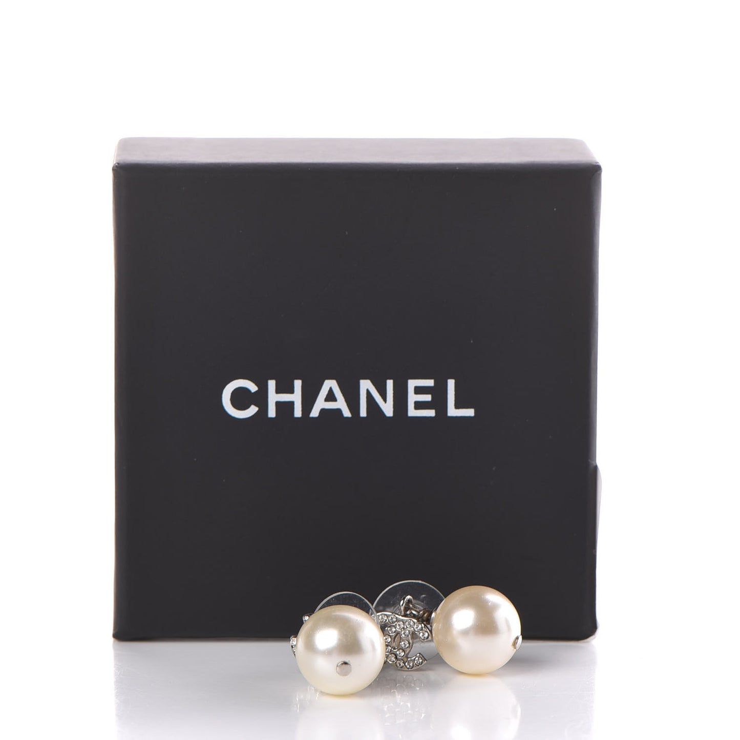 Crystal Pearl CC Drop Earrings Silver Pearly White