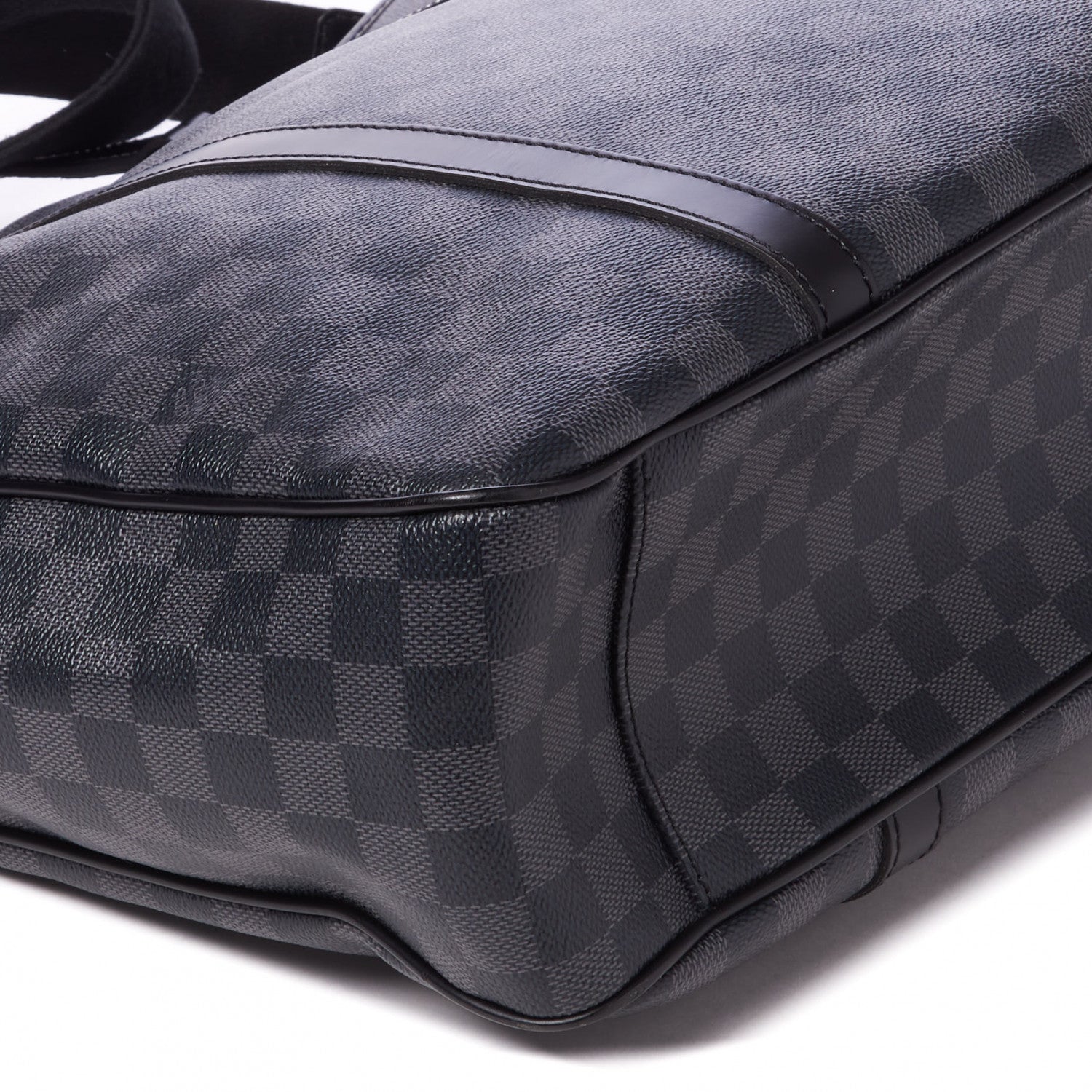 Louis Vuitton Damier Graphite Tadao 5 of 9