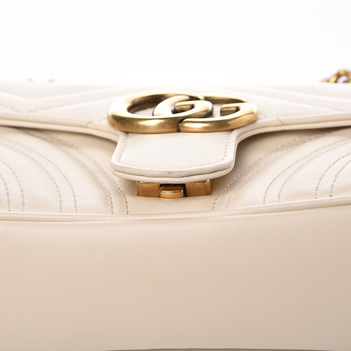 Calfskin Matelasse Mini GG Marmont Shoulder Bag White
