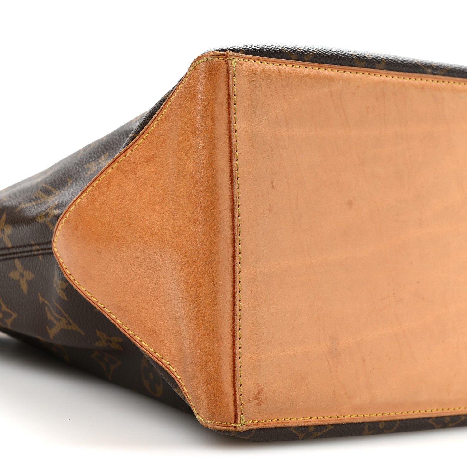 Louis Vuitton Monogram Cabas Mezzo 9 of 11
