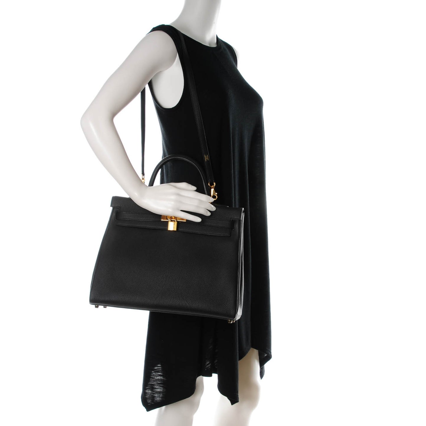 Togo Kelly Retourne 35 Black
