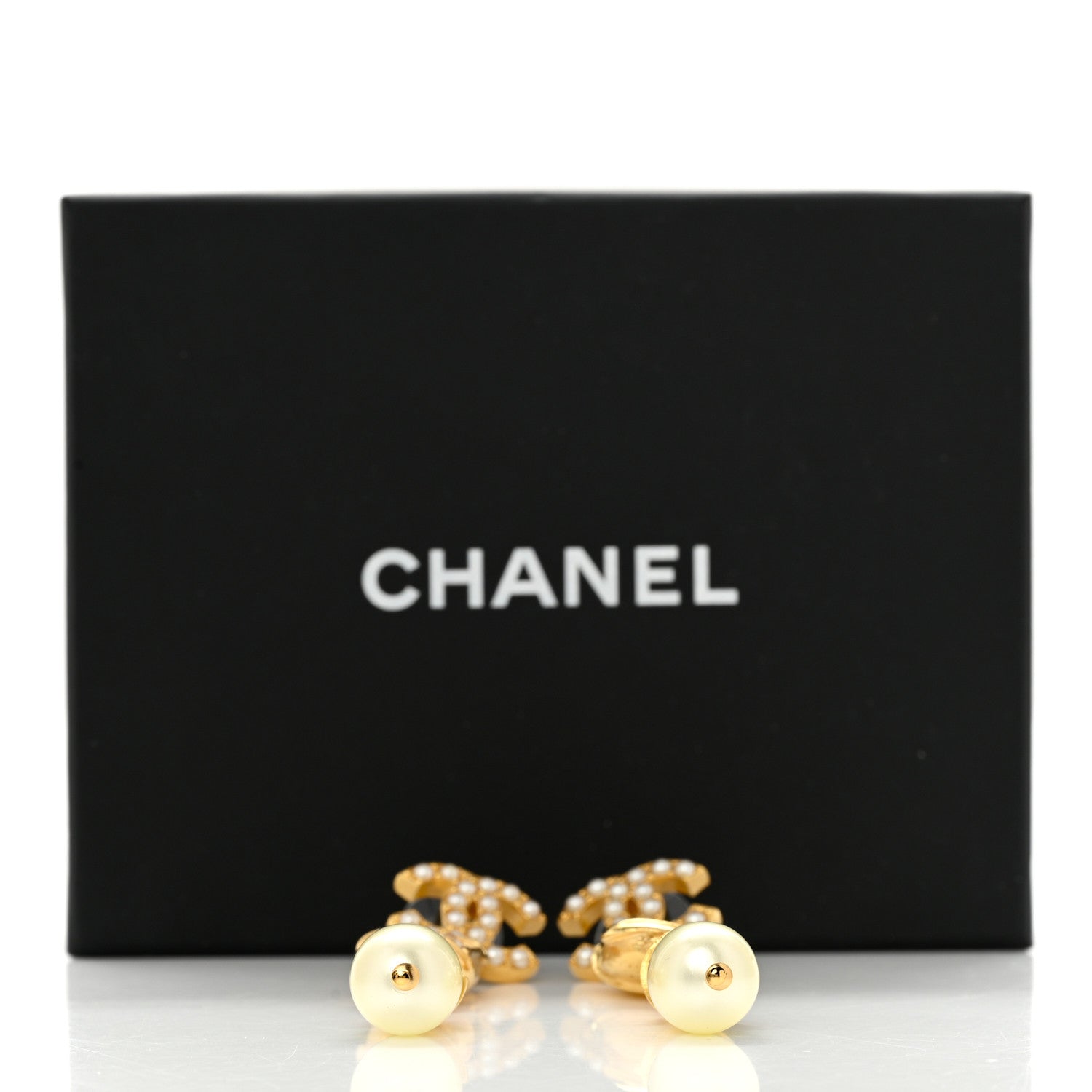 Chanel Strass Glass Long Pearl CC Drop Earrings Pink Pearly White Gold 5 of 5