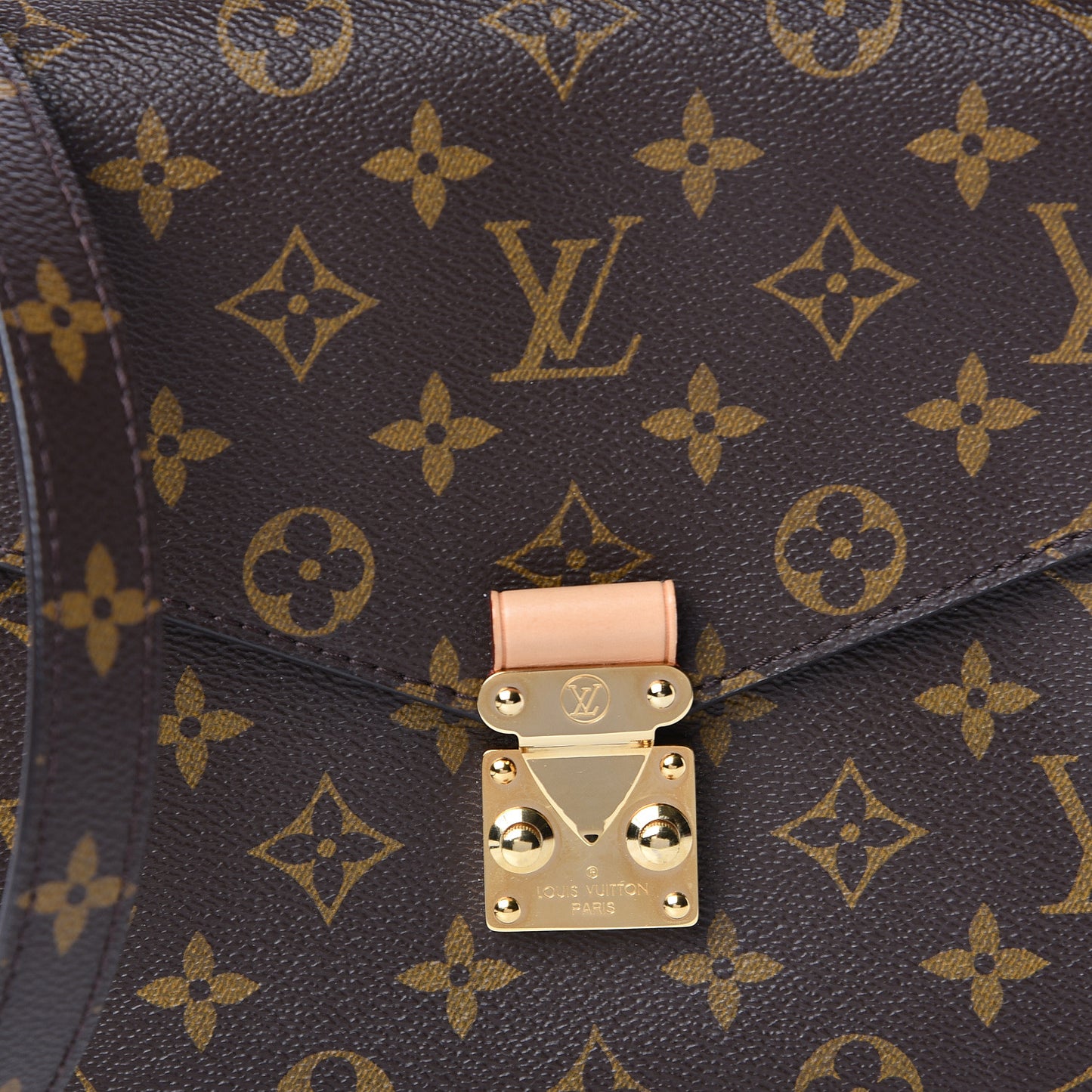 Monogram Pochette Metis