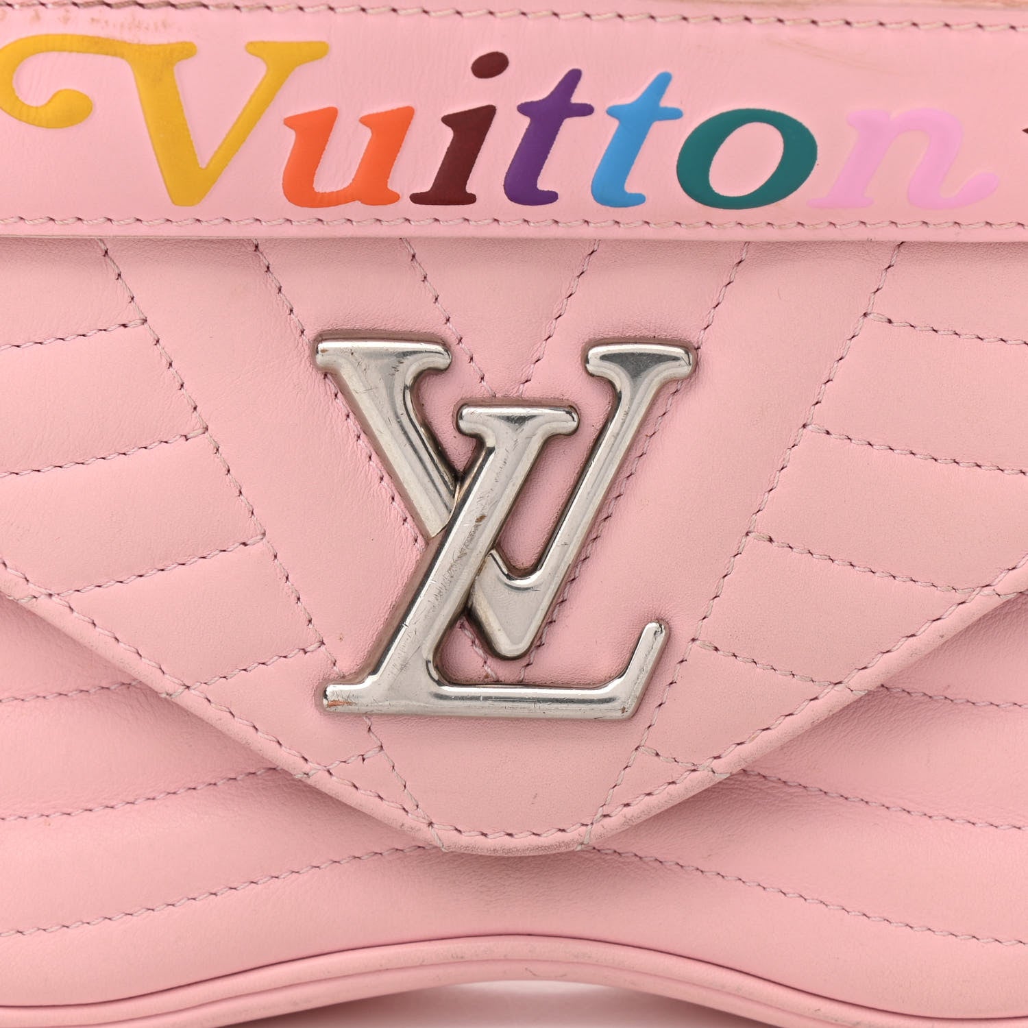 Louis Vuitton Calfskin New Wave Chain MM Smoothie Pink 7 of 16