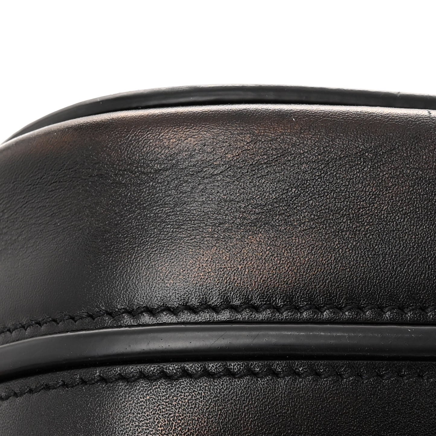 Calfskin Betty Messenger Black