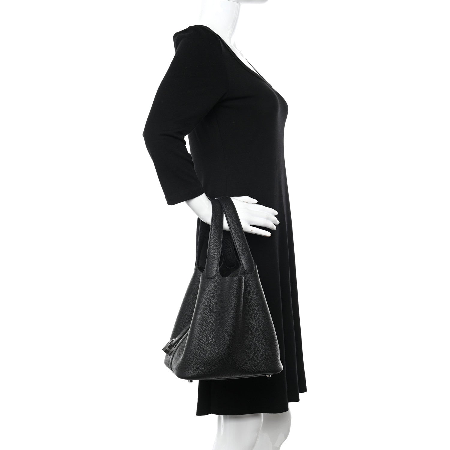 Hermes Taurillon Clemence Picotin Lock 22 MM Black 2 of 11