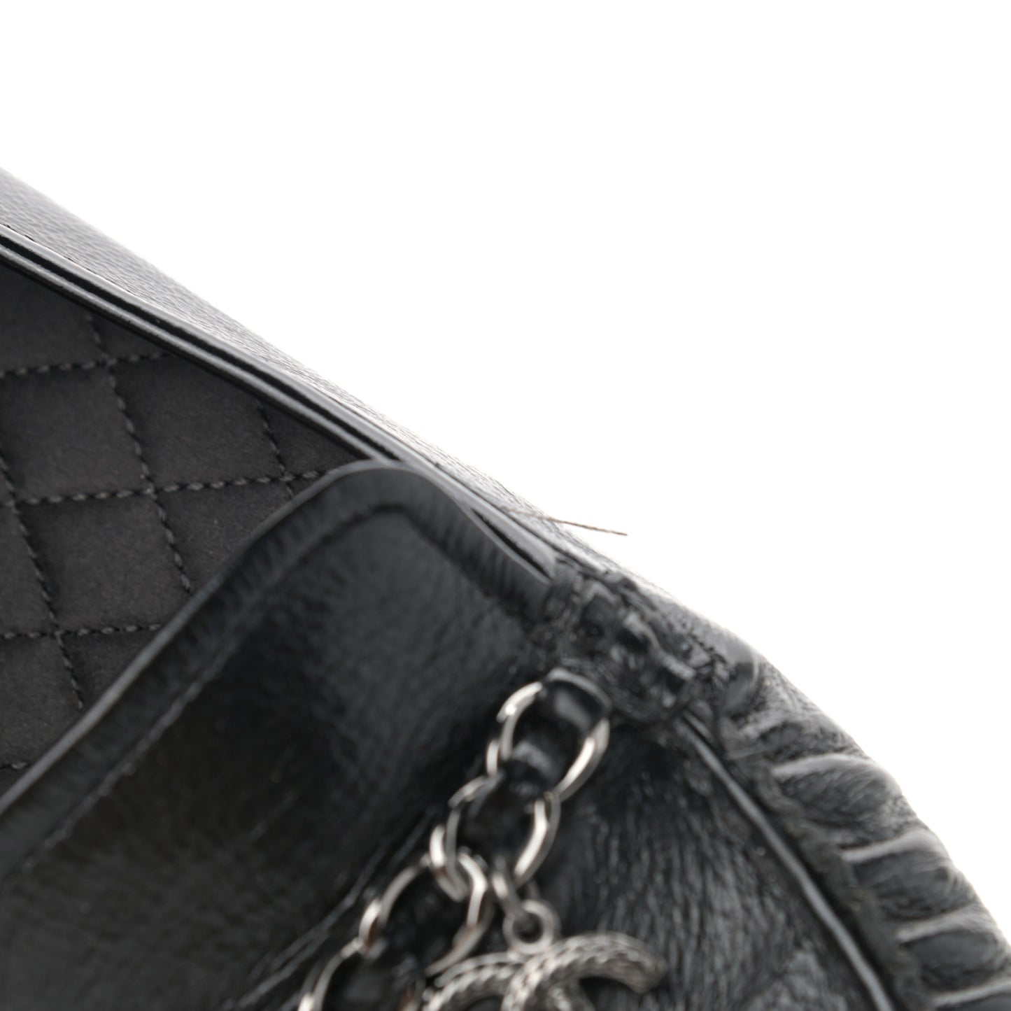 Crackled Patent Calfskin CC Mocassin Loafers 38.5 Black