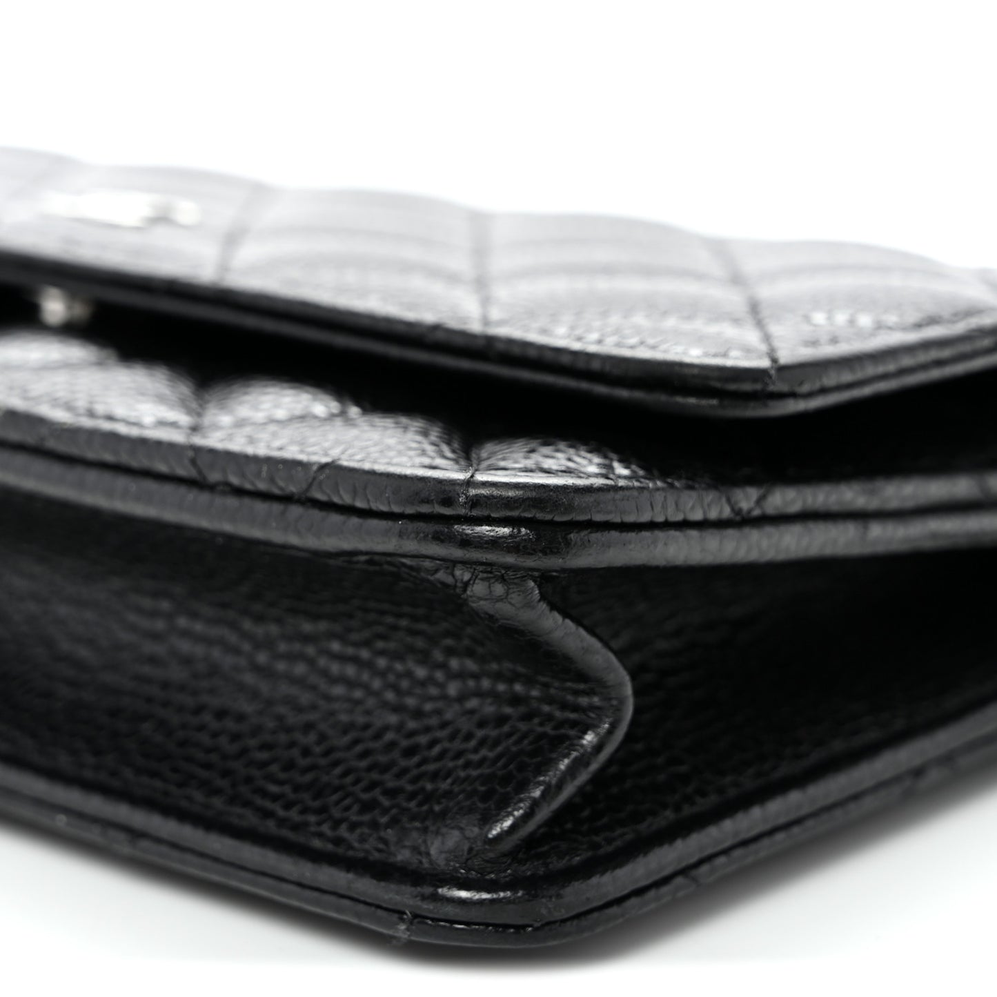 Caviar Quilted Wallet on Chain WOC Black