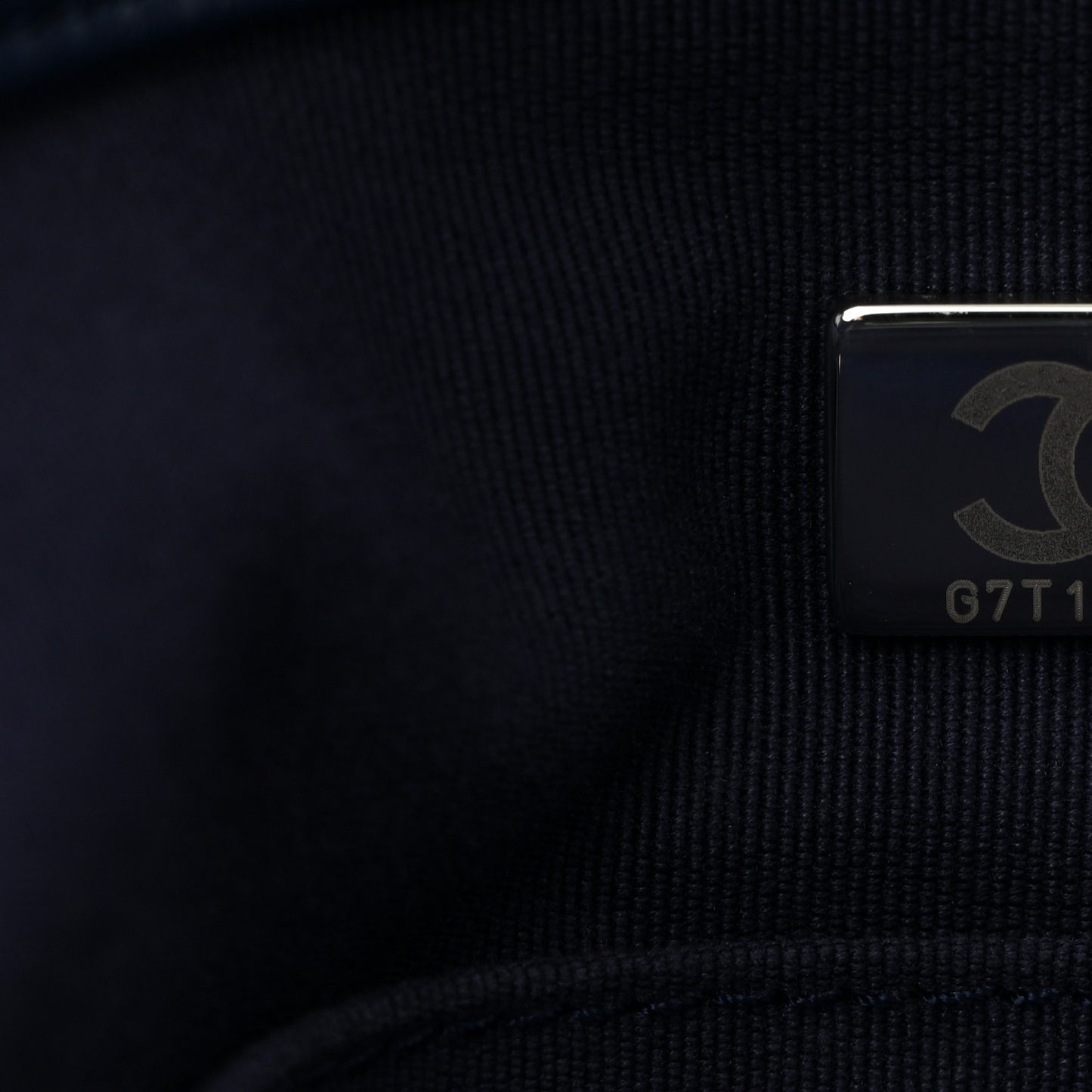 Calfskin Medium Deauville Navy