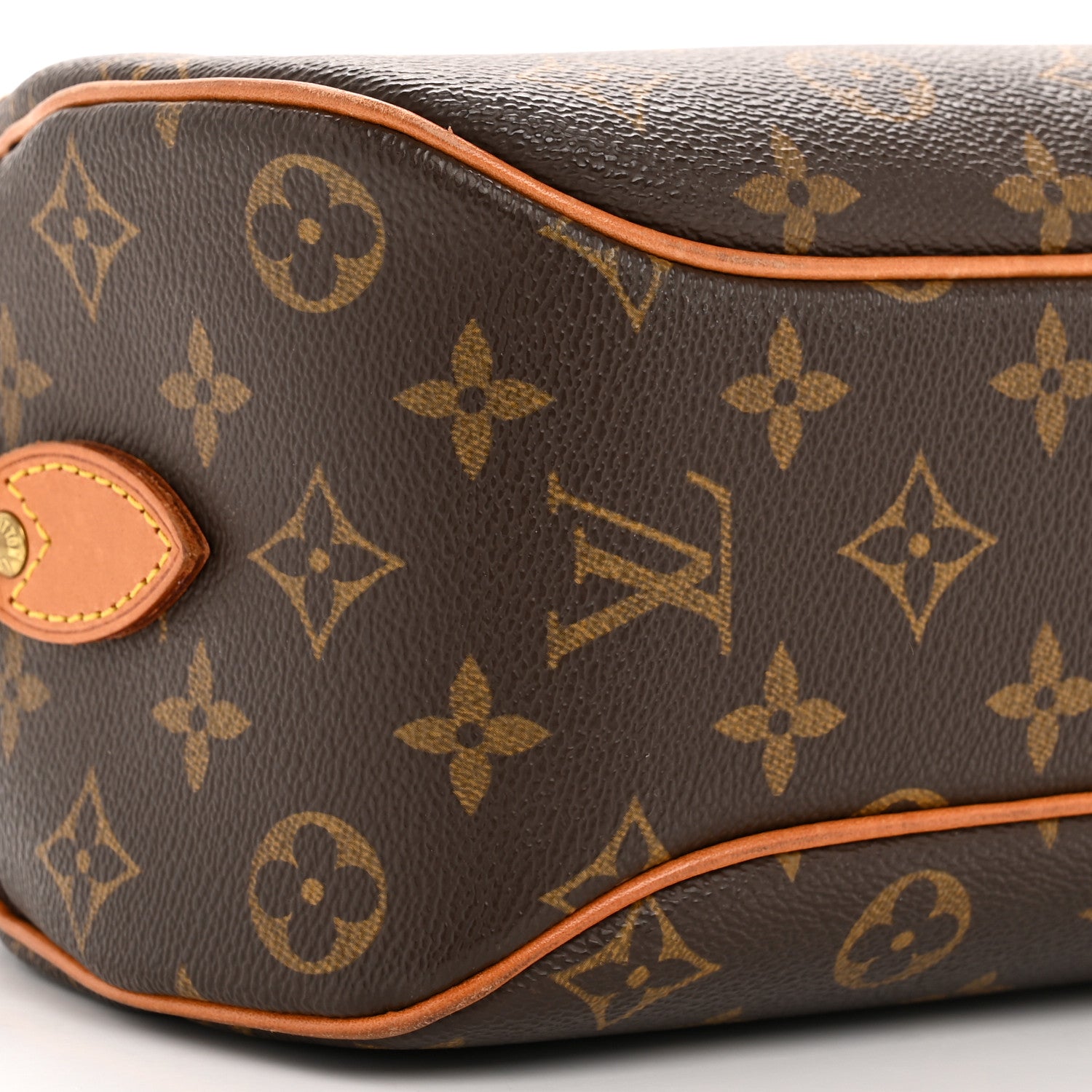 Louis Vuitton Monogram Blois 9 of 14