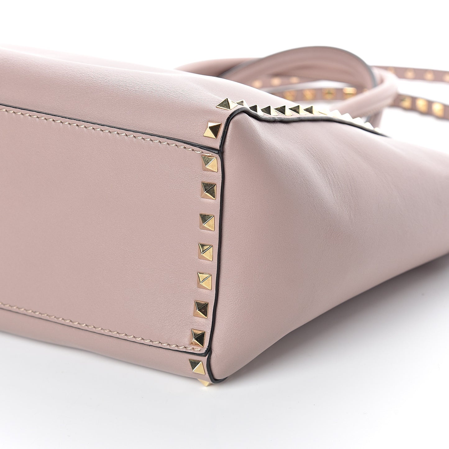 Vitello Rockstud Double Handle Tote Poudre