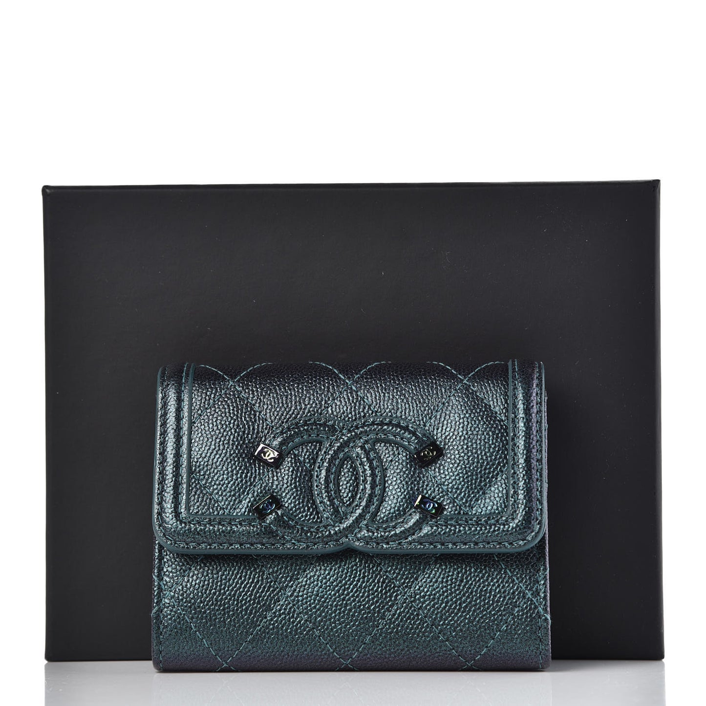 Iridescent Caviar Quilted Filigree Card Holder Dark Turquoise