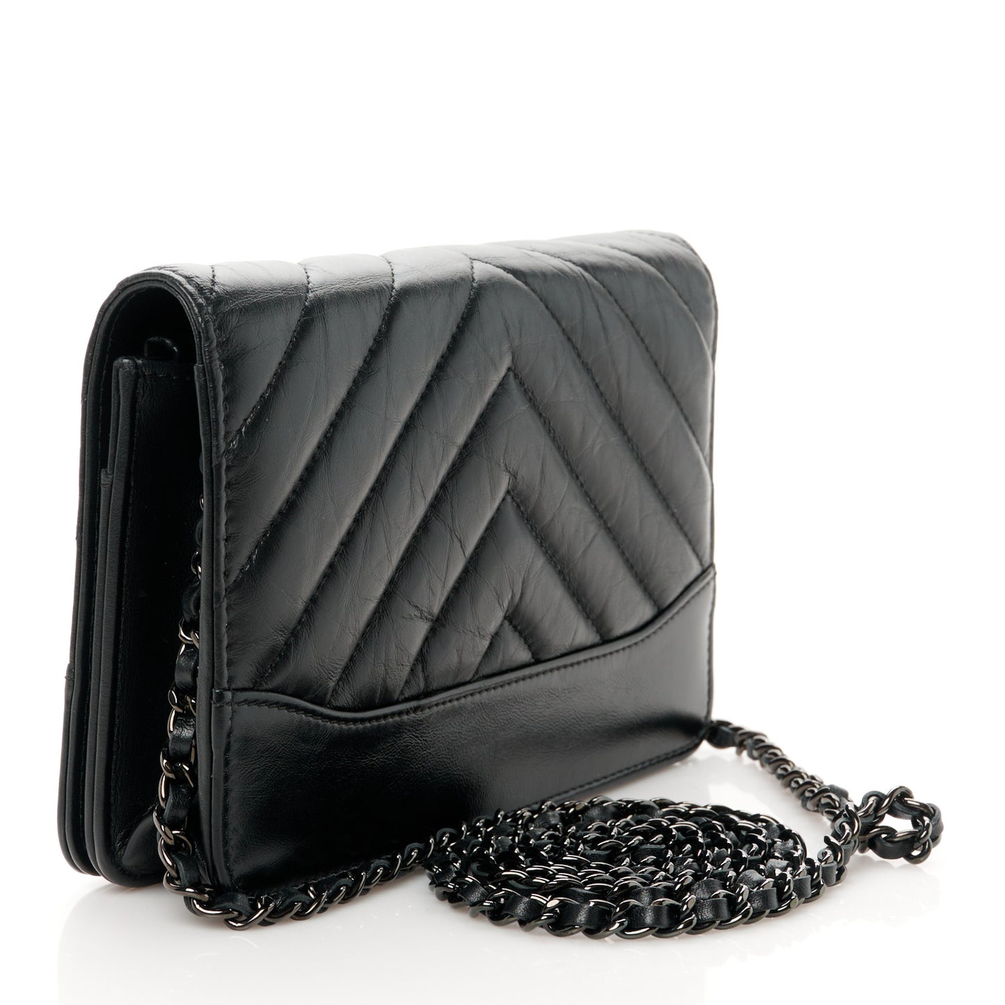 Aged Calfskin Chevron Quilted Gabrielle Wallet On Chain WOC Black
