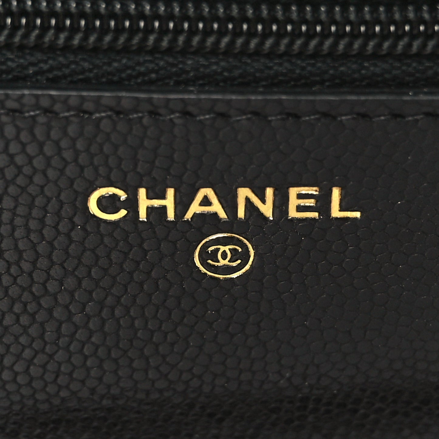 Caviar Quilted Twist Your Buttons Wallet On Chain WOC Black
