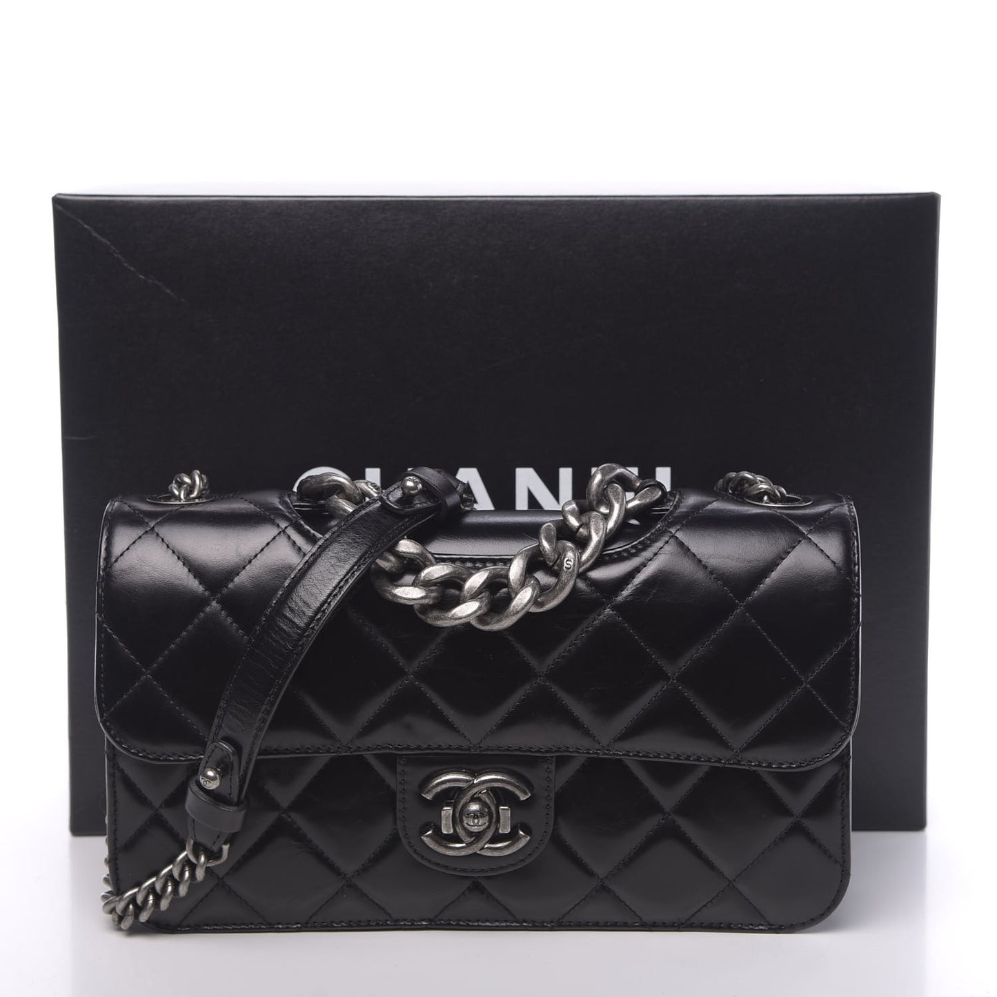 Glazed Calfskin Quilted Medium Perfect Edge Flap Black
