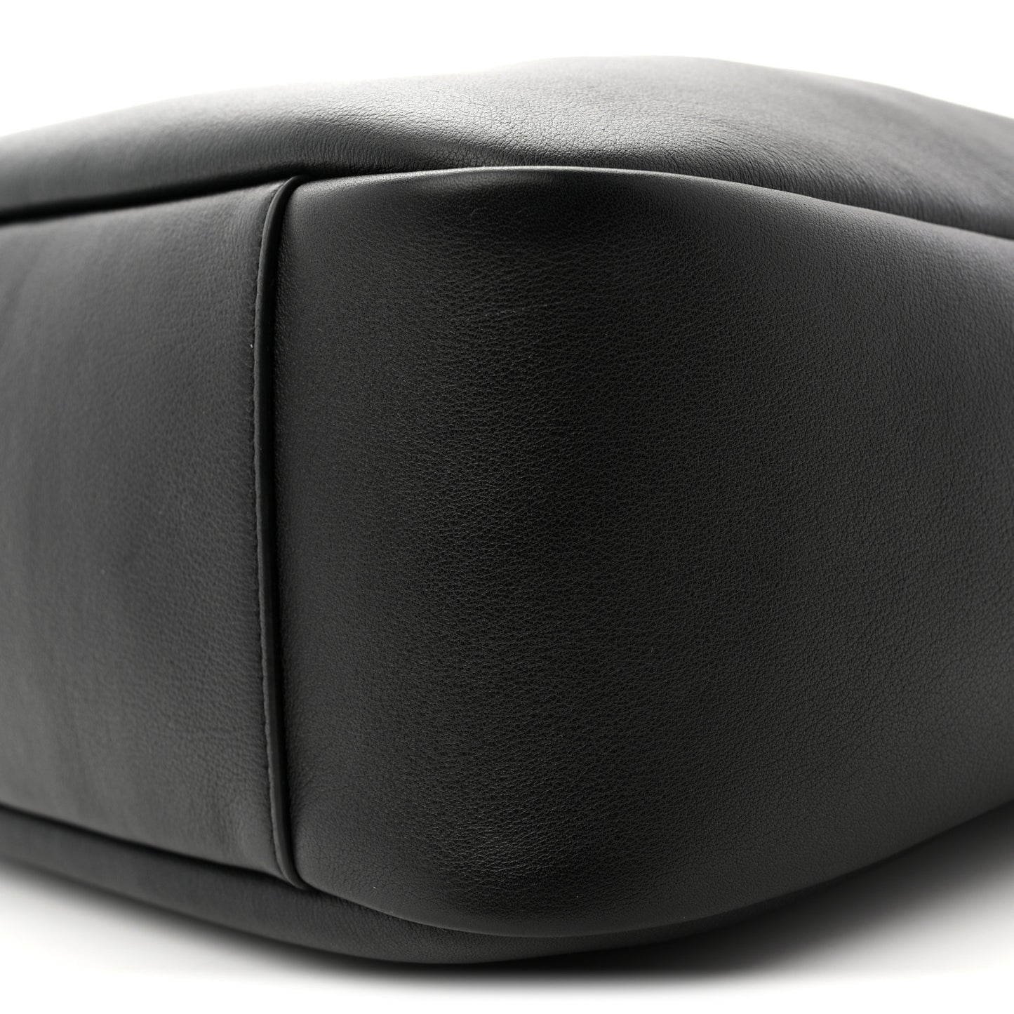 Smooth Calfskin Large Le 5 A 7 Soft Hobo Black