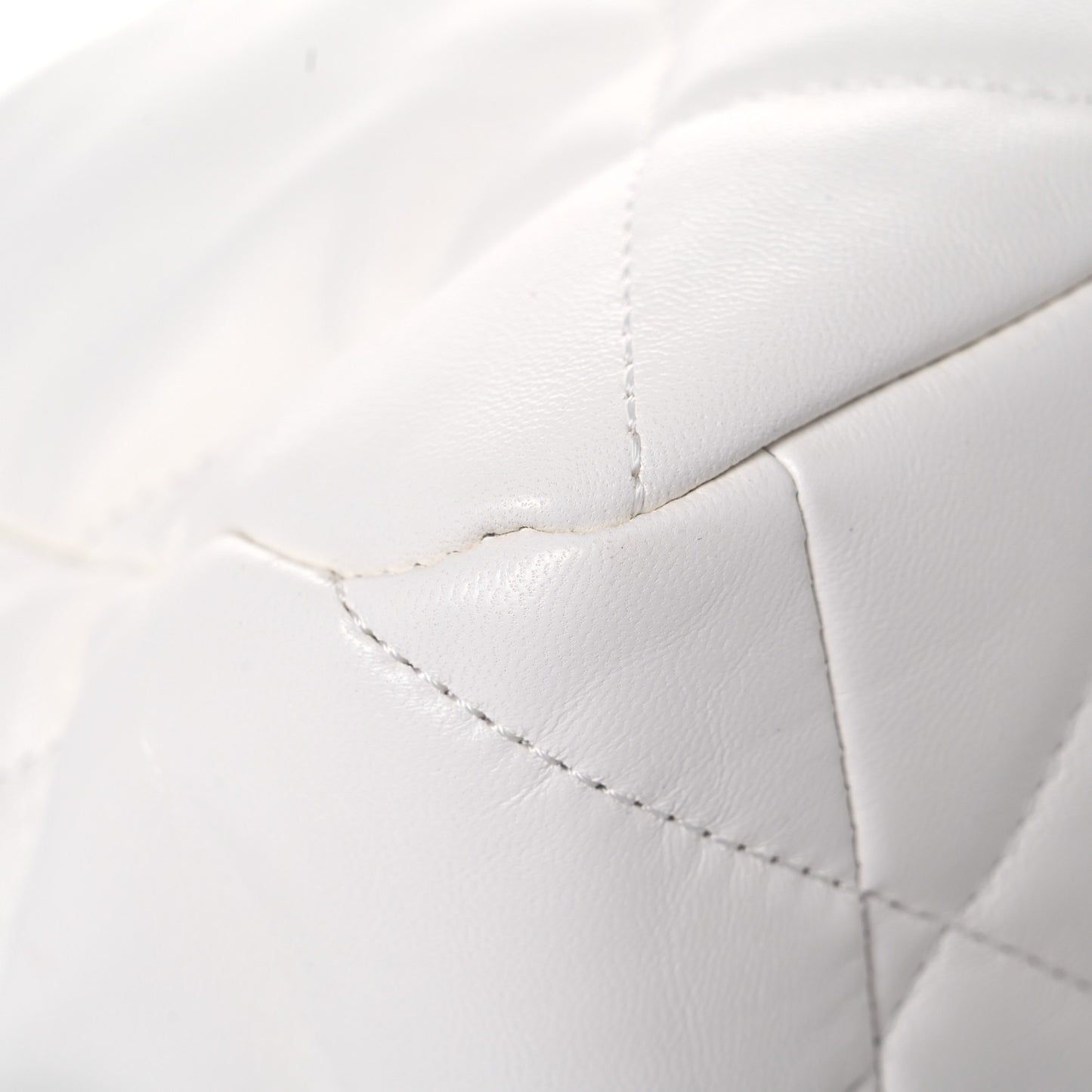 Lambskin Quilted Large Chanel 19 Flap White