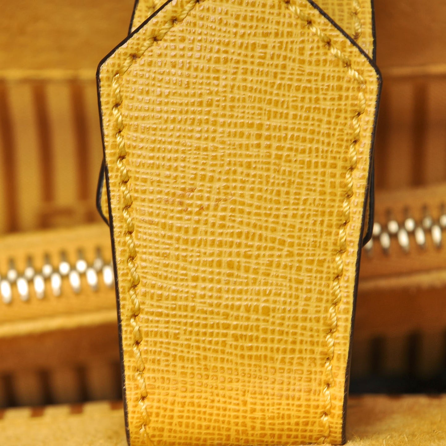 Vitello Elite Regular 2Jours Tote Mustard
