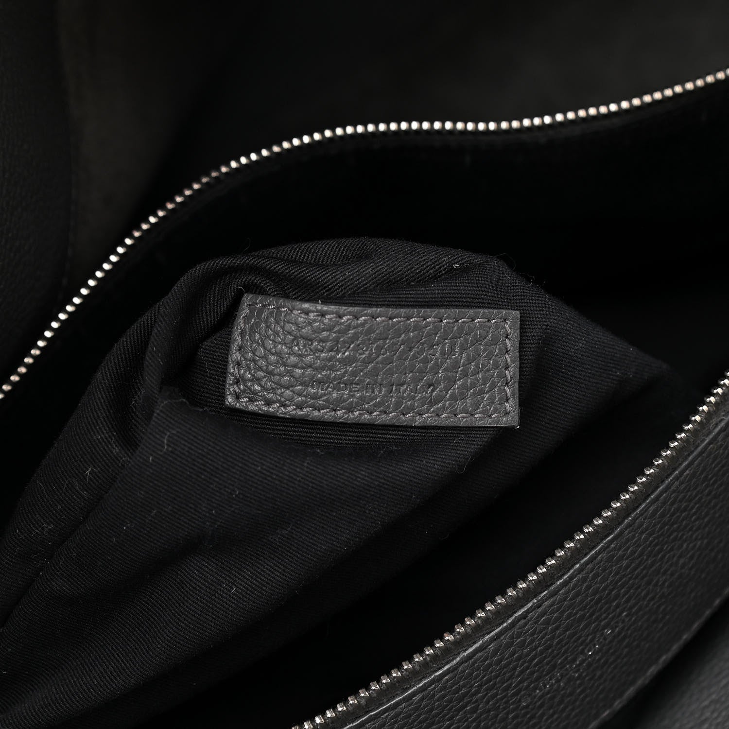 Saint Laurent Grained Calfskin Large Souple Sac De Jour Grey 9 of 15