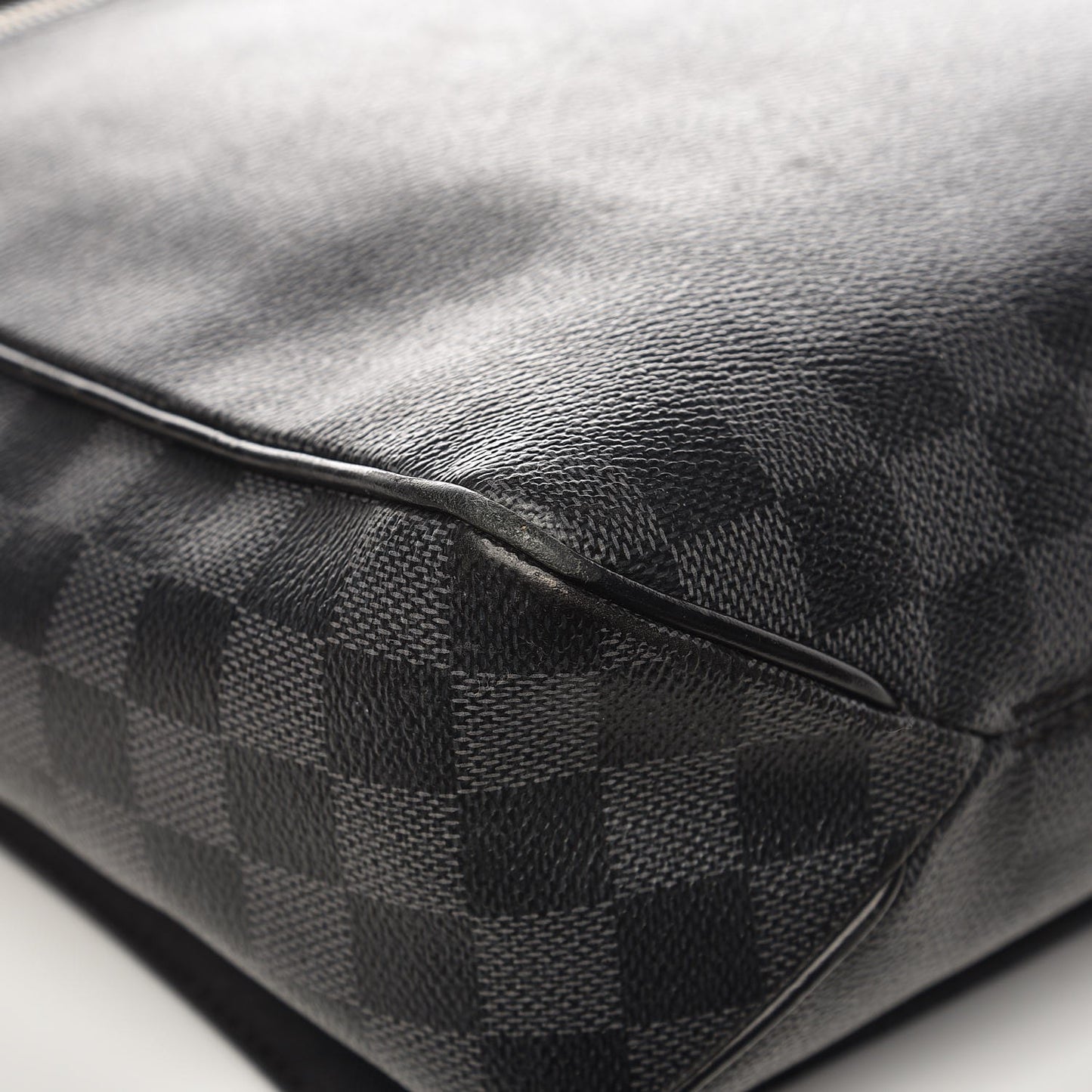 Damier Graphite District GM