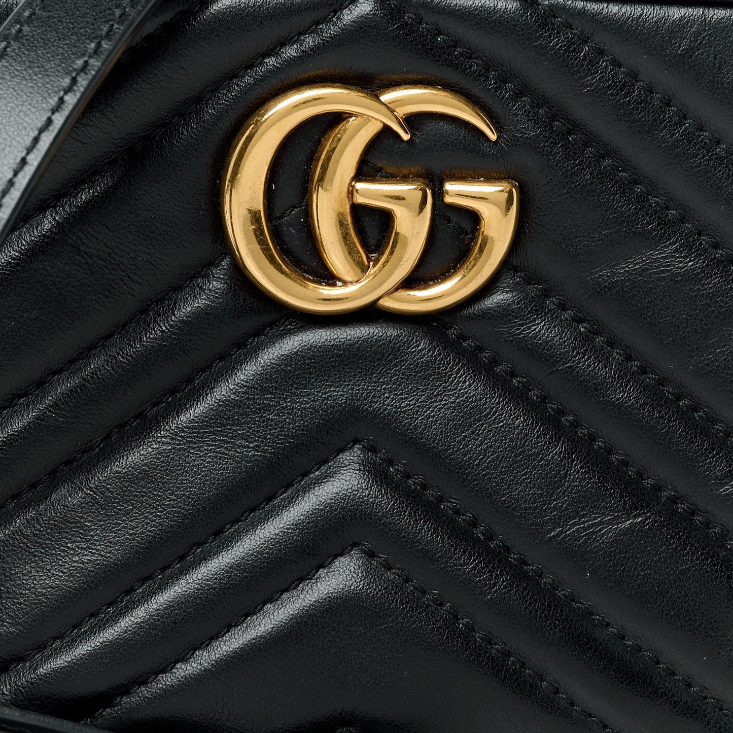 Calfskin Matelasse Mini GG Marmont Chain Shoulder Bag Black