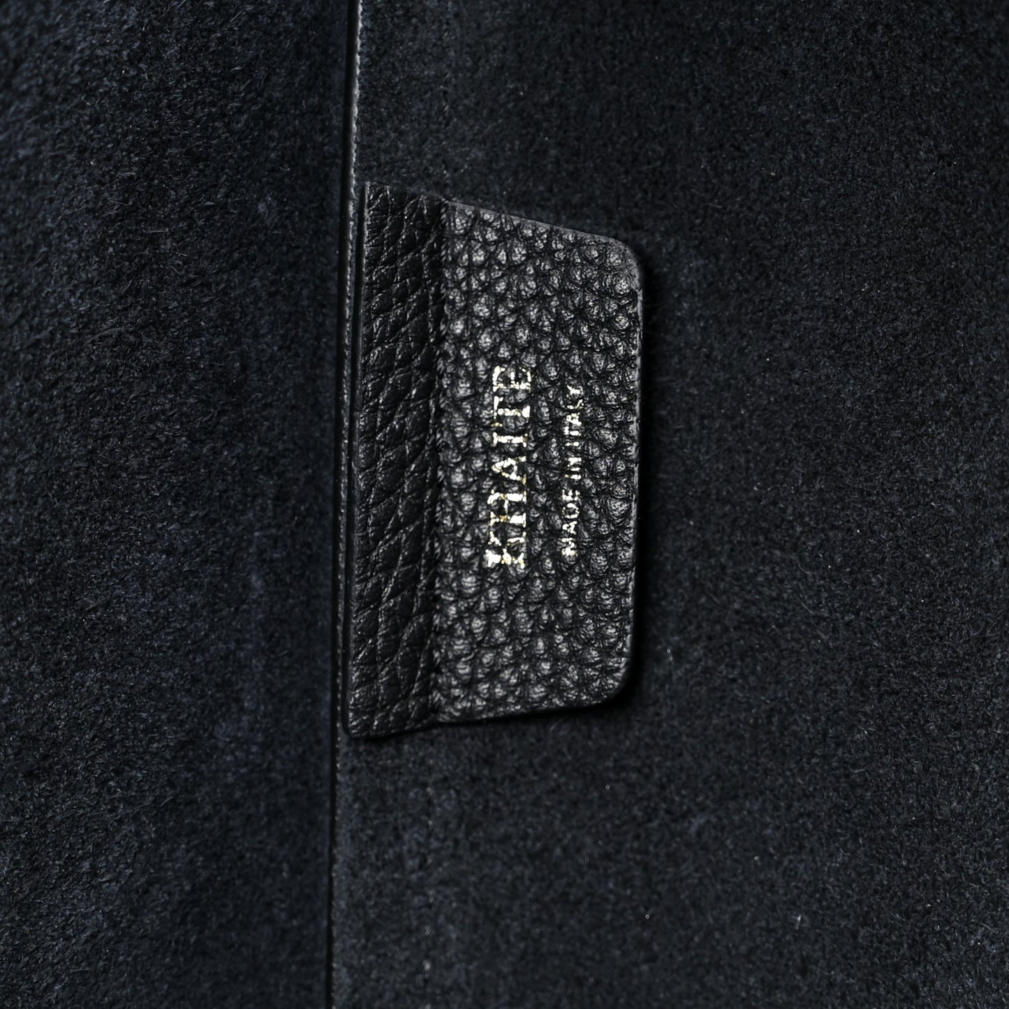 Pebbled Sport Calfskin Medium Lotus Tote Black