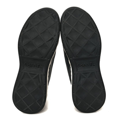 Chanel Velvet Calfskin Mixed Fibers CC Sneakers 39 Black 5 of 8