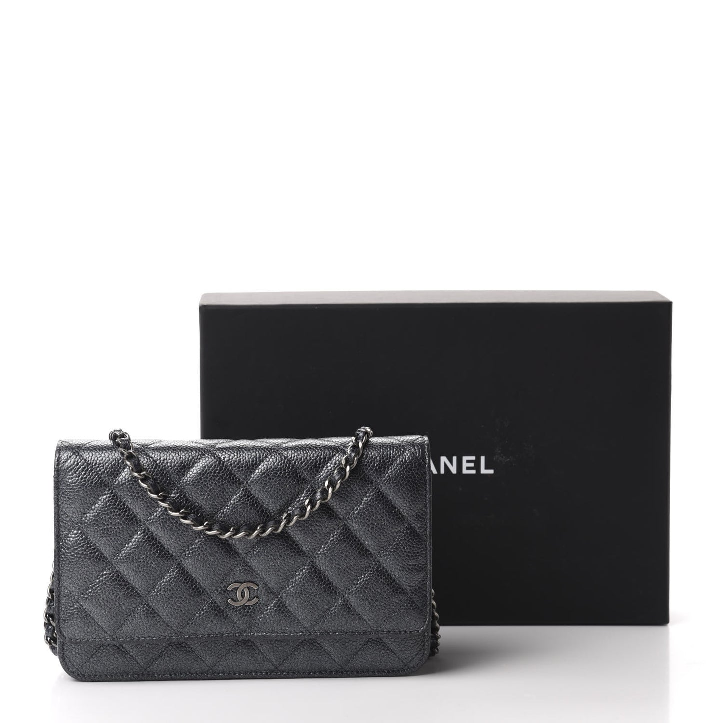 Iridescent Caviar Quilted Wallet On Chain WOC Black