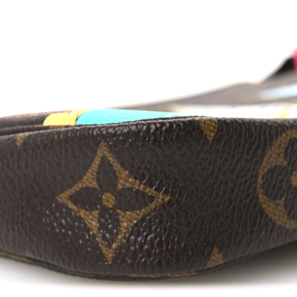 Louis Vuitton Monogram 2023 Christmas Animation Sailing Pochette Accessories Dragon Fruit Pink 10 of 11