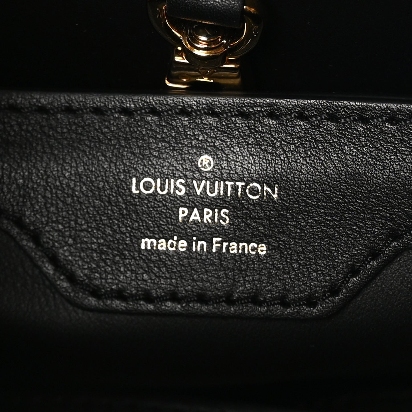 Raffia Calfskin Capucines MM Black Ecru