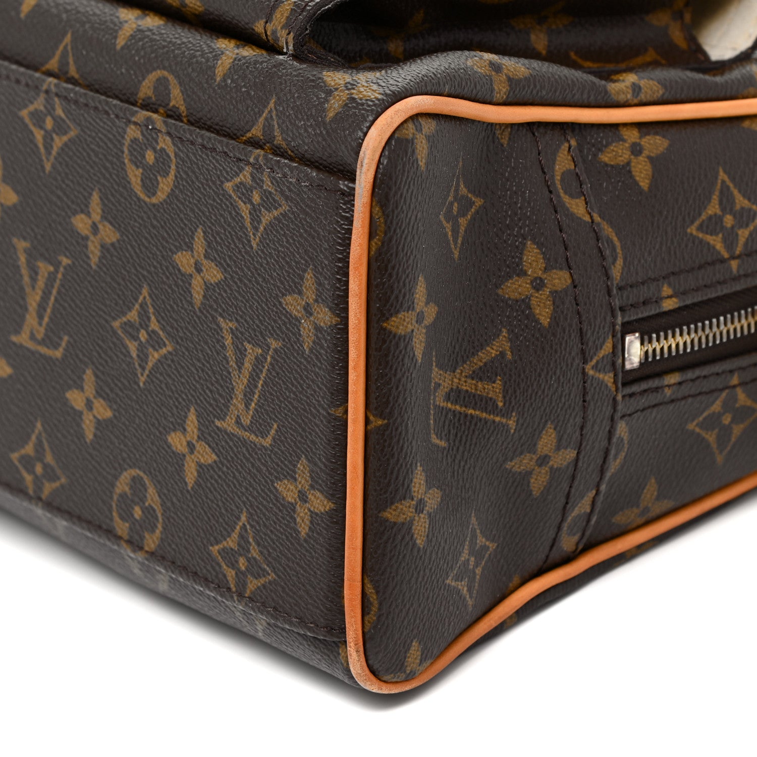 Louis Vuitton Monogram Manhattan GM 9 of 20