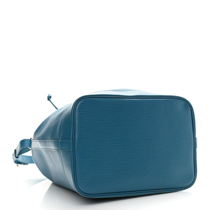 Louis Vuitton Epi Noe Cyan 4 of 11