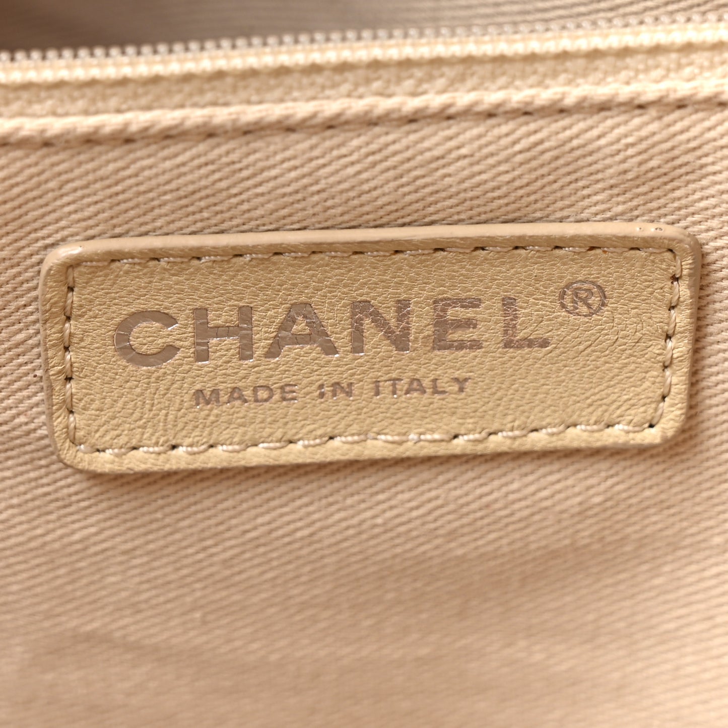 Caviar CC Tote Beige