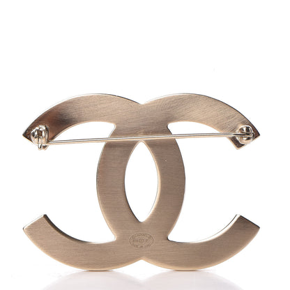 Chanel Pearl CC Brooch Light Gold 3 of 5