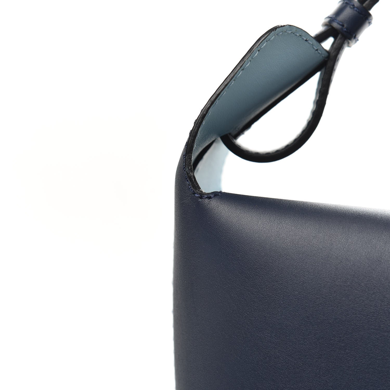 Burberry Supple Calfskin Medium Bucket Mid Indigo 13 of 15