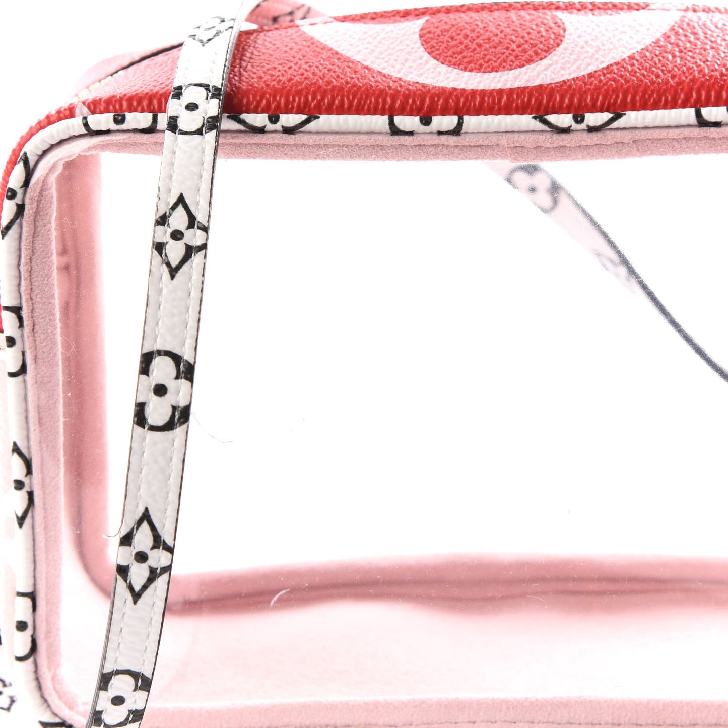 Monogram Giant Beach Pouch Rouge