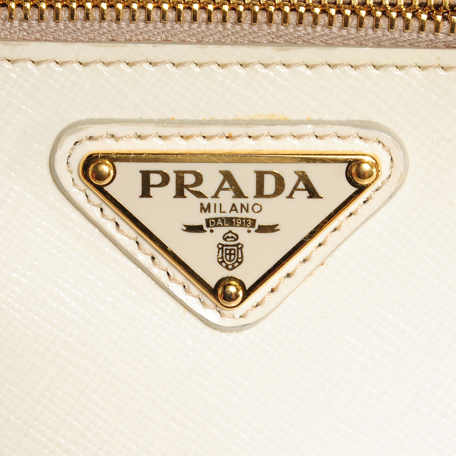 Prada Saffiano Vernice Crossbody Bag Bianco 6 of 10