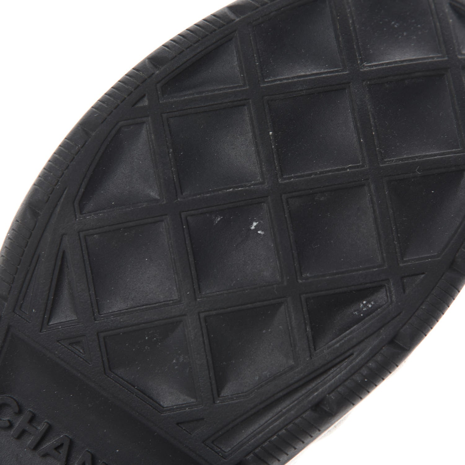 Chanel Velvet Calfskin Mixed Fibers CC Sneakers 38 Ivory Black 8 of 11