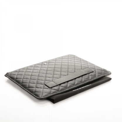 Chanel Caviar Quilted Large Slide Pouch Black 4 of 7