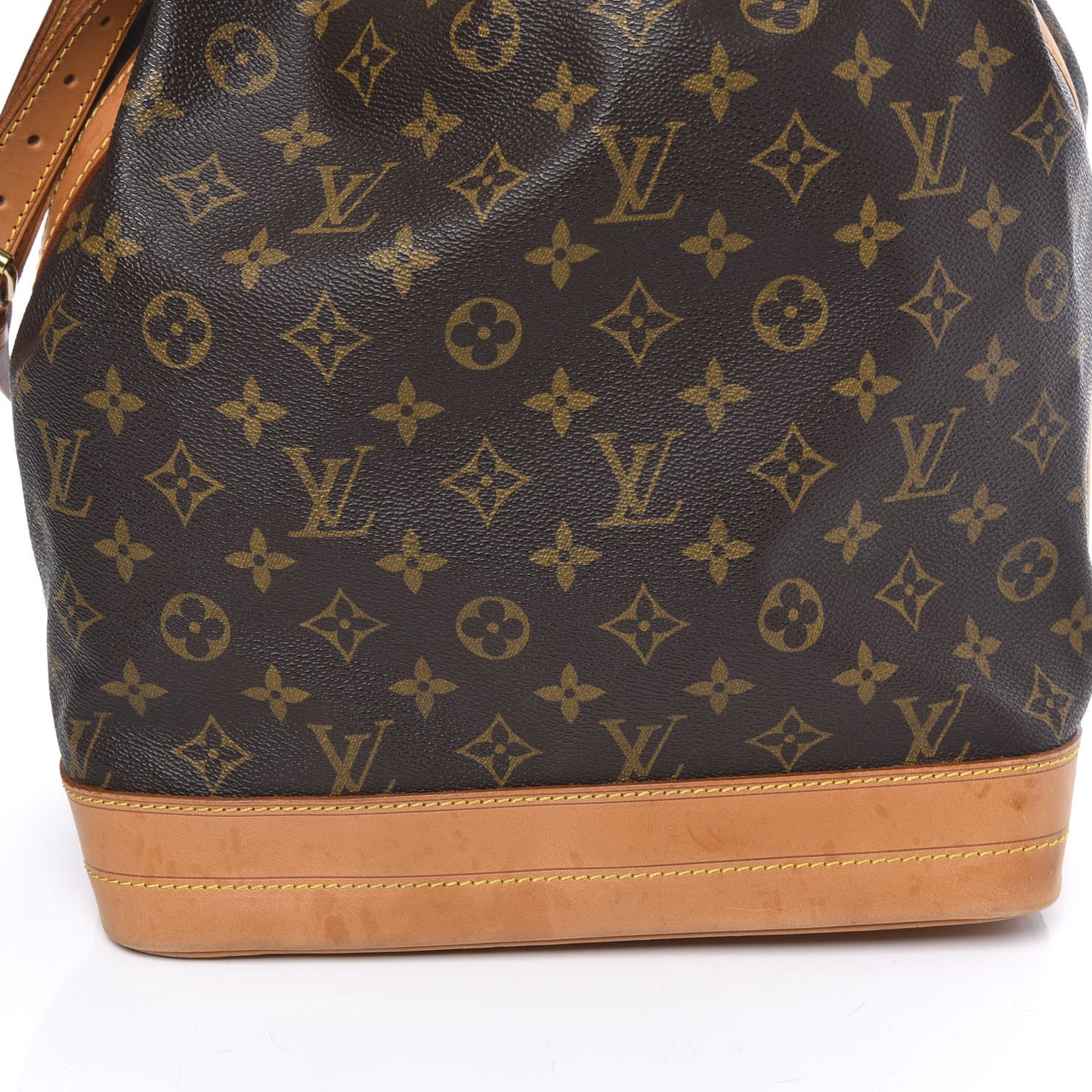 Monogram Noe