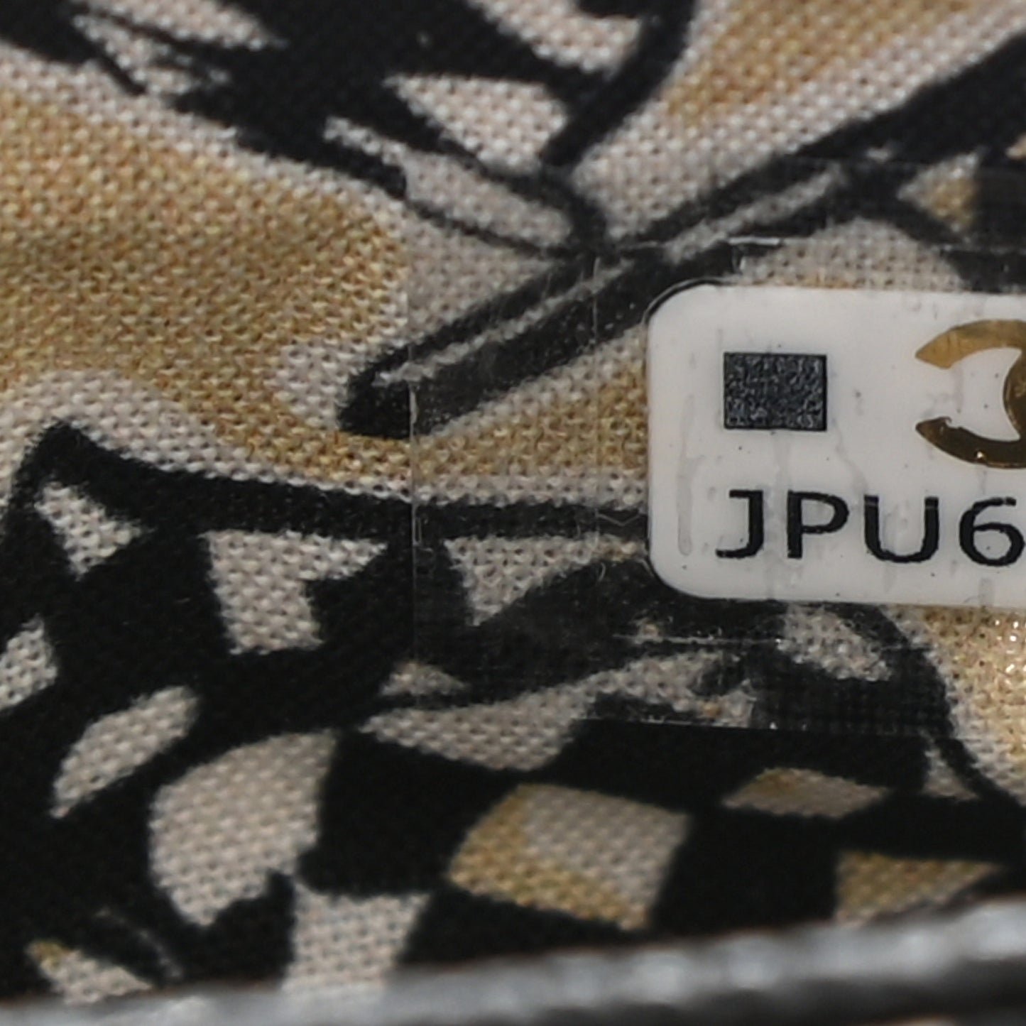 Caviar Quilted CC Racing Flag Flap Card Holder Black