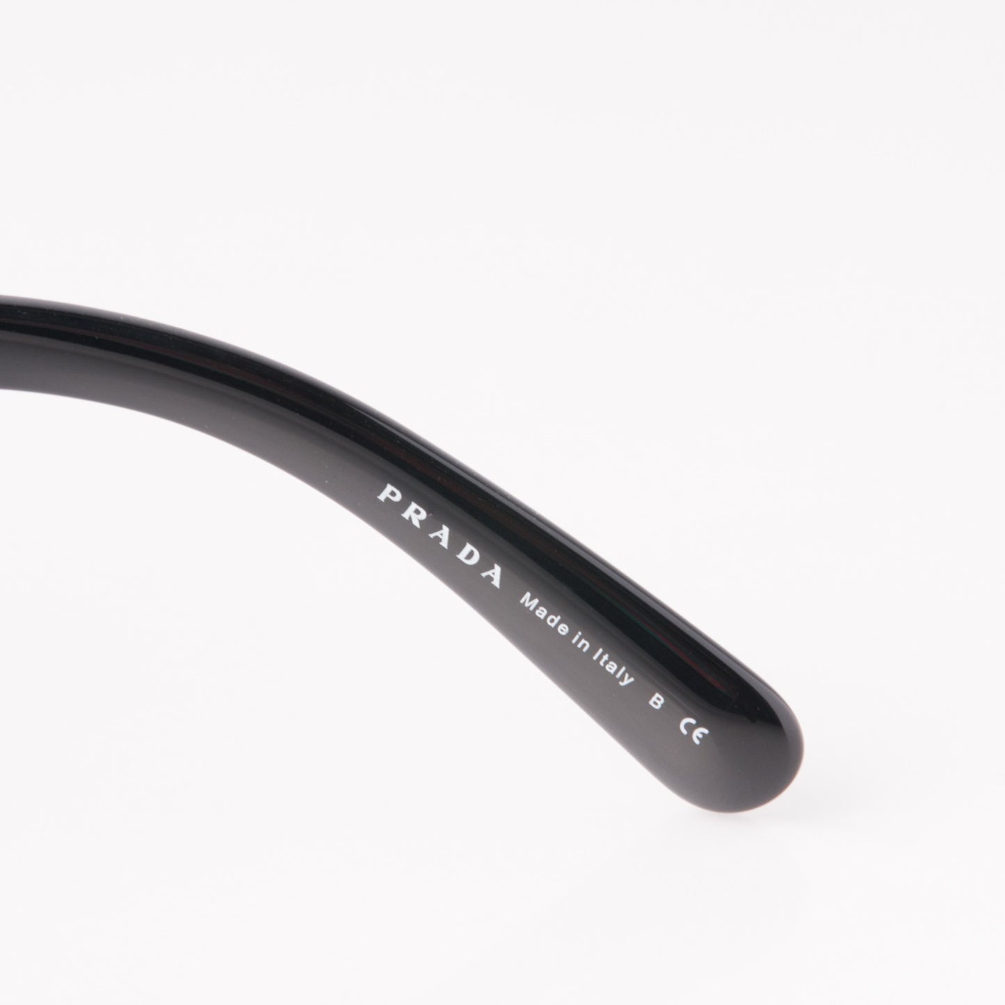 Baroque Sunglasses SPR 27N Black