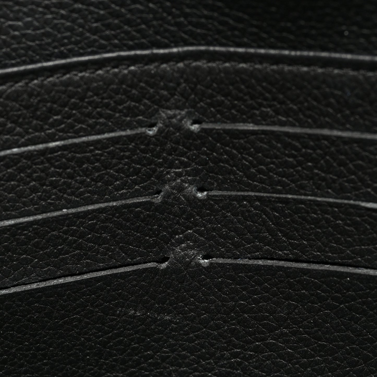 Calfskin Lockme II Wallet Black