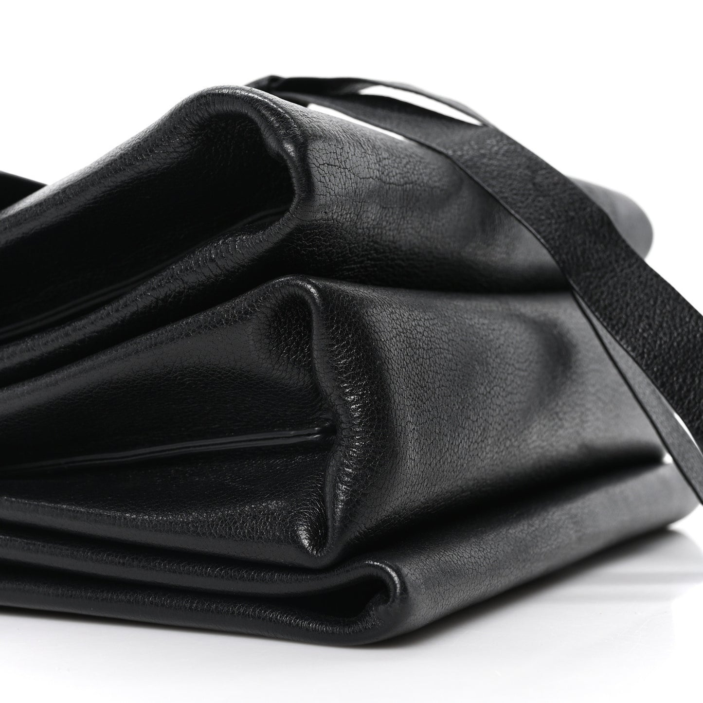 Pebbled Calfskin VRing Shoulder Bag Black