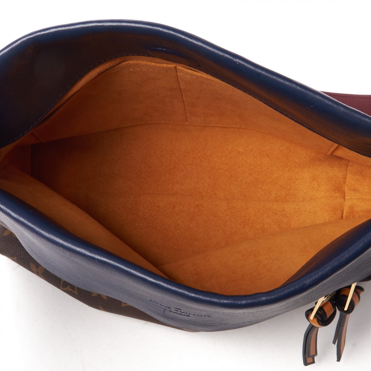 Monogram Tuileries Besace Marine Bordeaux