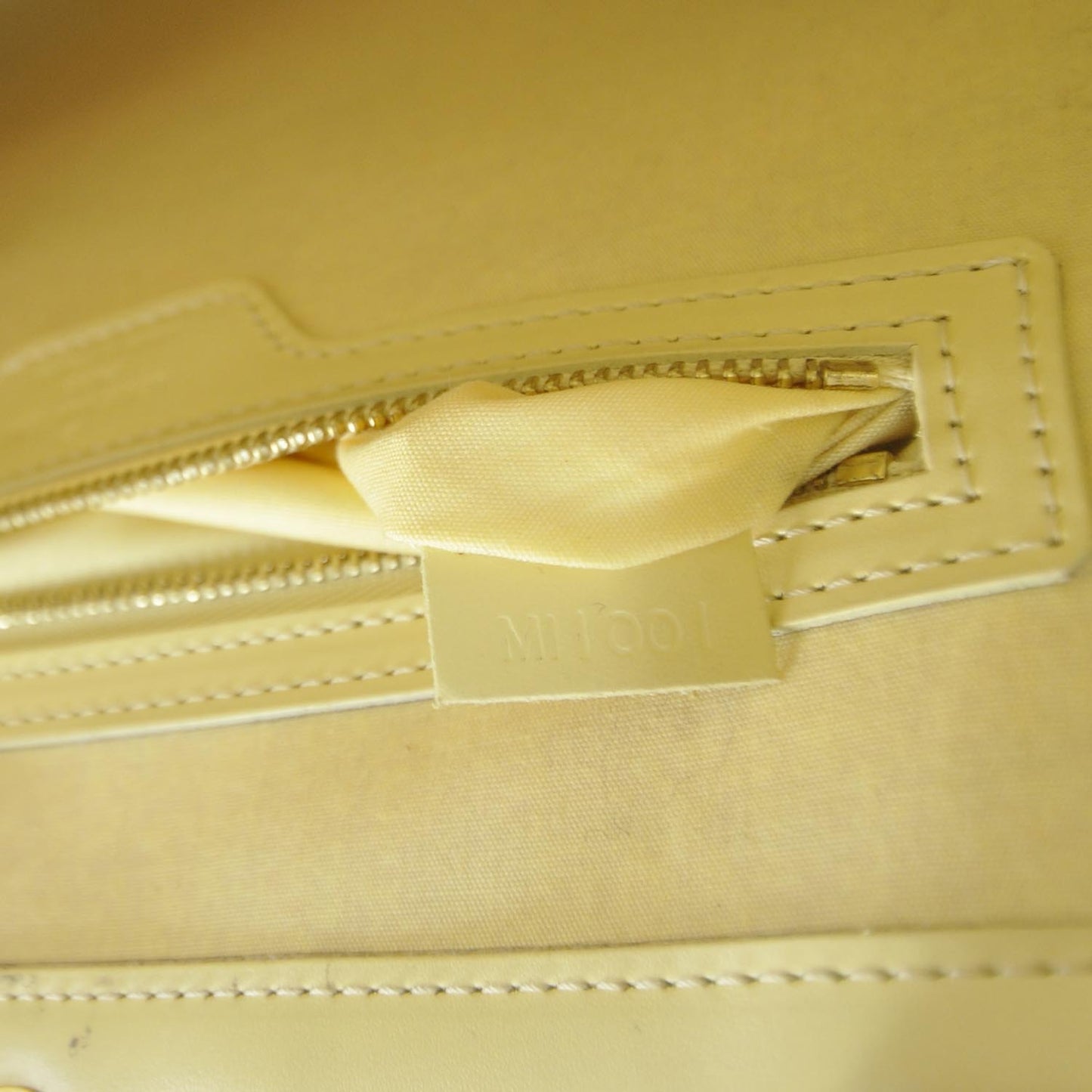 Epi Saint Tropez Bag Vanilla