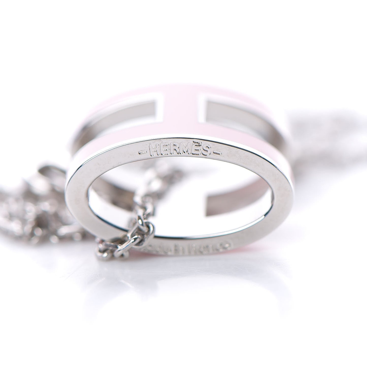 Lacquered Palladium Pop H Pendant Necklace Rose Dragee