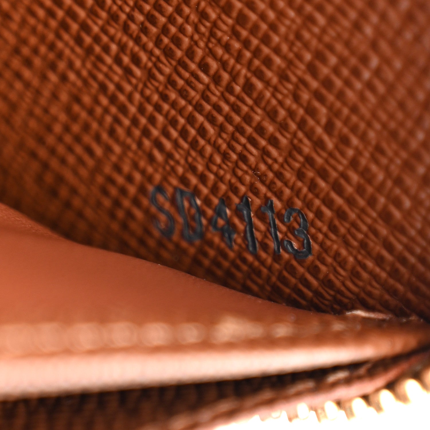 Louis Vuitton Monogram Zippy Wallet 7 of 8