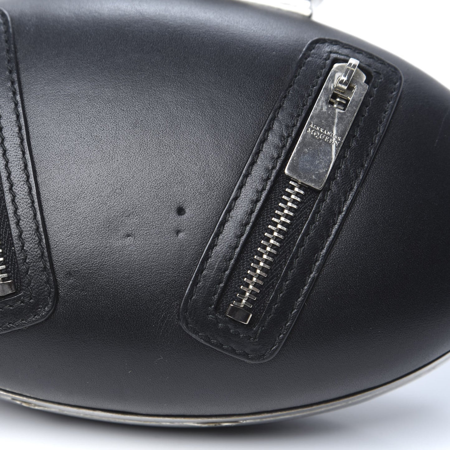 Nappa Skull Knuckle Oval Box Clutch Black