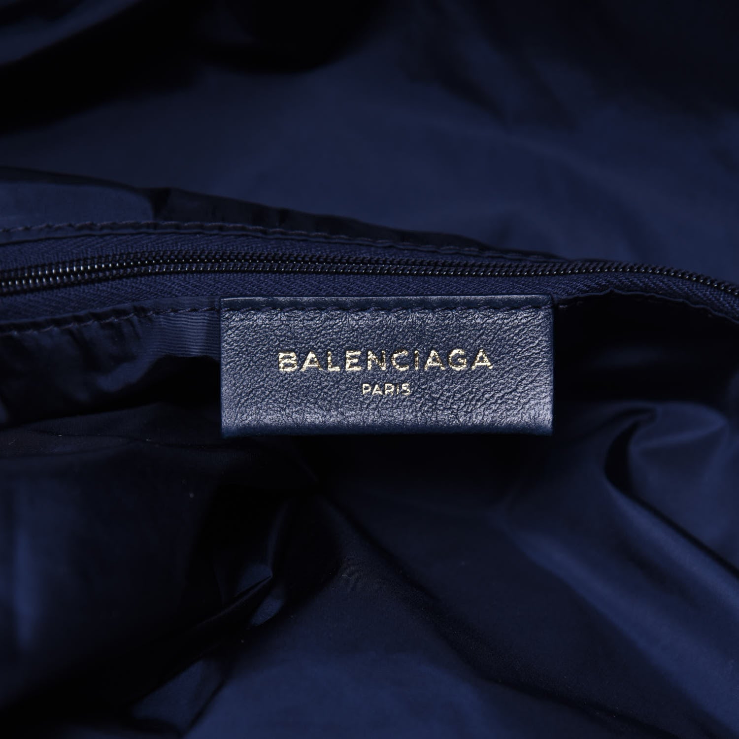 Balenciaga Textured Sport Nylon Logo Embroidered M Wheel Gym Bag Bleu Navy Rouge 6 of 10